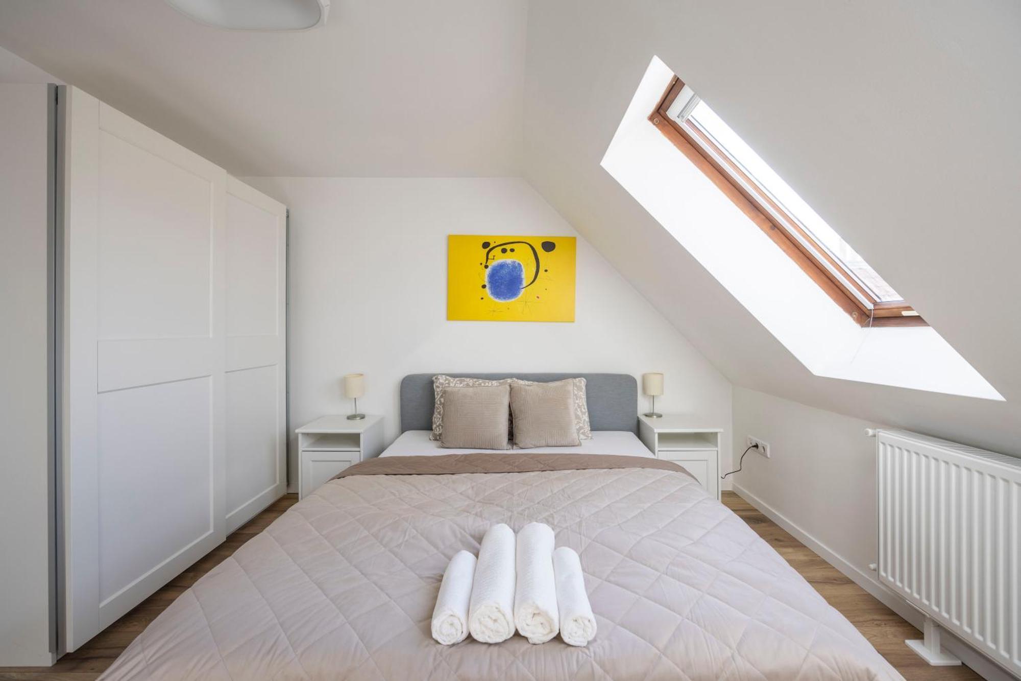 Exclusive & Duplex By Prestige Homes Budapest