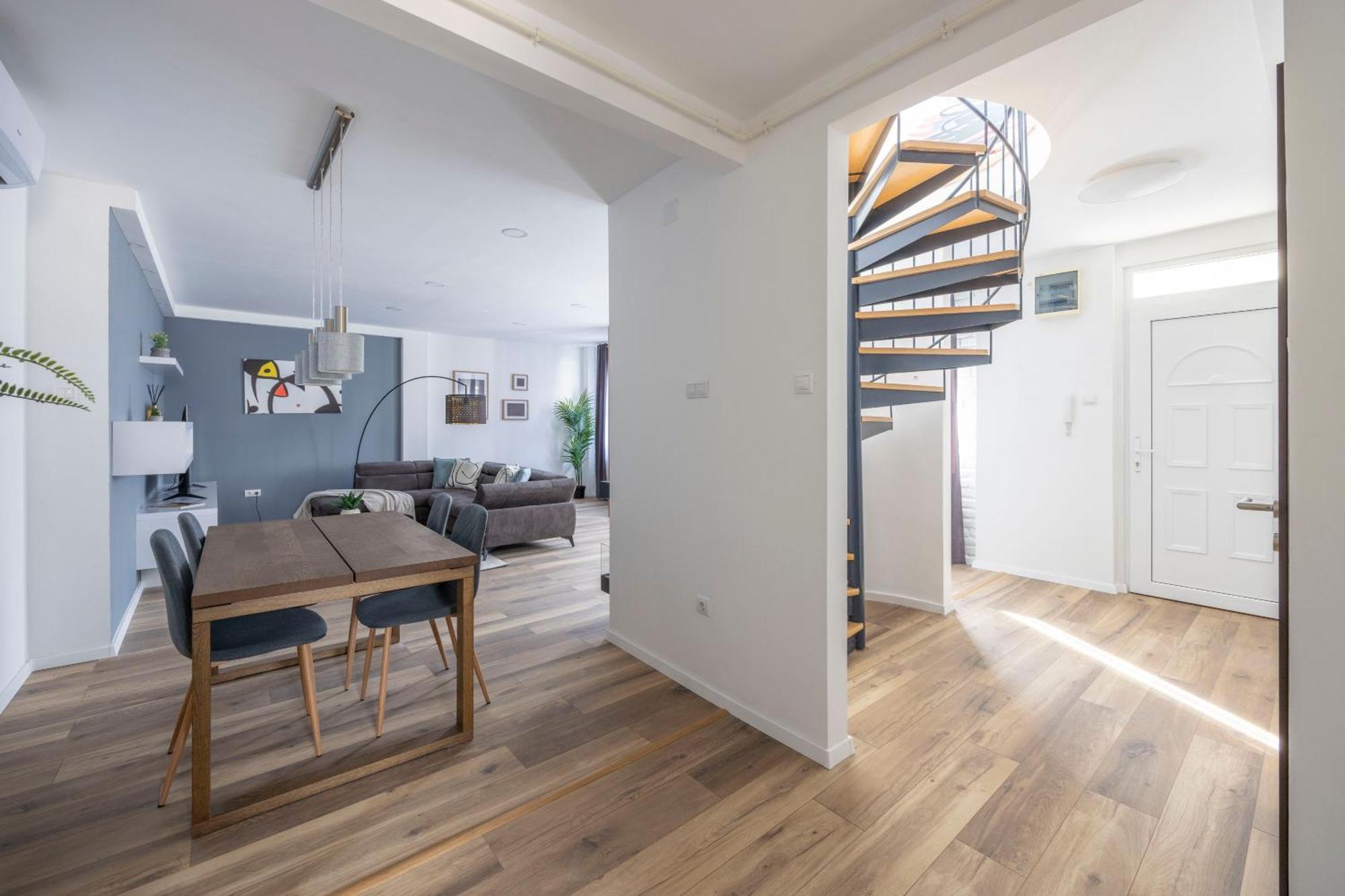 Exclusive & Duplex By Prestige Homes * Budapest